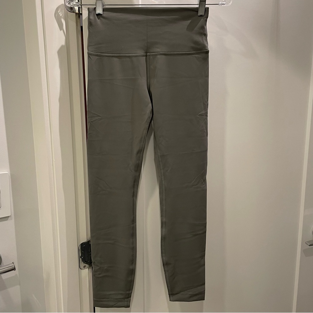 lululemon Wunder Train High-Rise Tight 25"